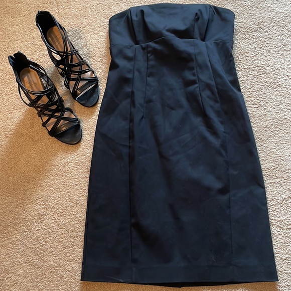 EUC Express Strapless Little Black Dress - Picture 2 of 7